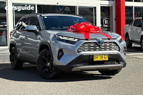 Silver 2023 Toyota RAV4 SUV CRUISER F