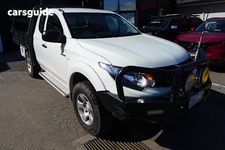 White 2016 Mitsubishi Triton Ute Tray GLX 4X4