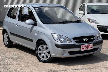 Silver 2010 Hyundai Getz Hatchback Sx