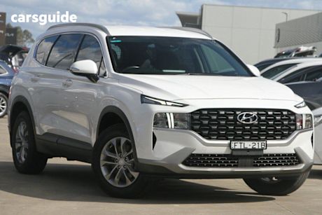 White 2020 Hyundai Santa FE SUV 4X4