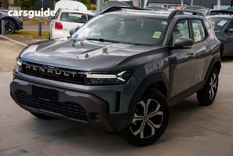 Grey 2025 Renault Duster Wagon Evolution Mhev (4X4)