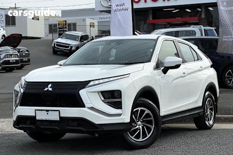 White 2023 Mitsubishi Eclipse Cross SUV ES F