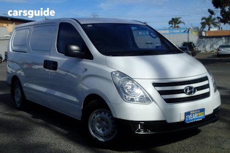 White 2016 Hyundai Iload Van 3S Liftback