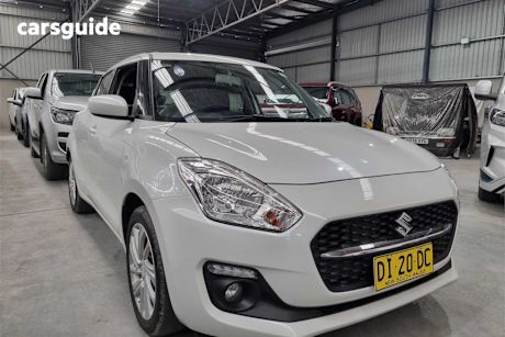 White 2023 Suzuki Swift Hatch GL F