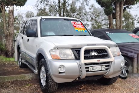White 2003 Mitsubishi Pajero Wagon Gls Lwb (4X4)