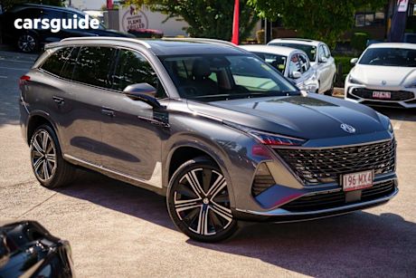 Grey 2025 MG Qs Wagon Essence Awd