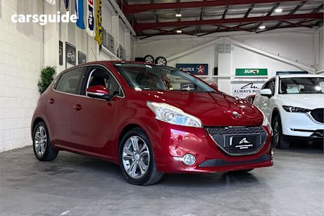 Red 2013 Peugeot 208 Hatchback Allure