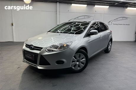 Silver 2014 Ford Focus Hatchback Ambiente