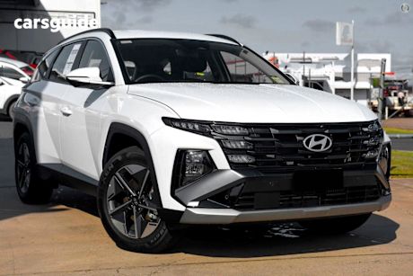 White 2025 Hyundai Tucson SUV F