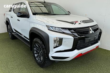White 2023 Mitsubishi Triton Ute Tray XTREME 4X4