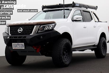 White 2021 Nissan Navara Ute Tray ST 4X4