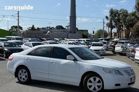 White 2007 Toyota Camry Sedan ALTISE F