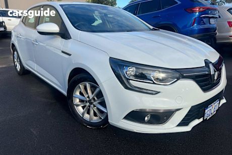 White 2016 Renault Megane Hatchback Zen