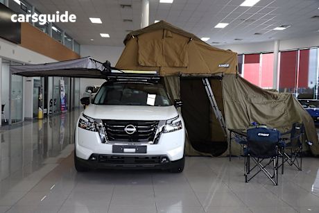 White 2024 Nissan Pathfinder Wagon Ti (2Wd)