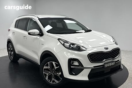 White 2019 Kia Sportage SUV SLI 4X4