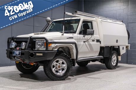 White 2017 Toyota Landcruiser Ute Tray GX 4X4