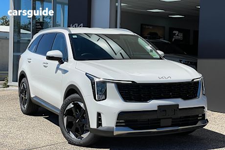 White 2025 Kia Sorento Wagon Sport+ 7 Seat