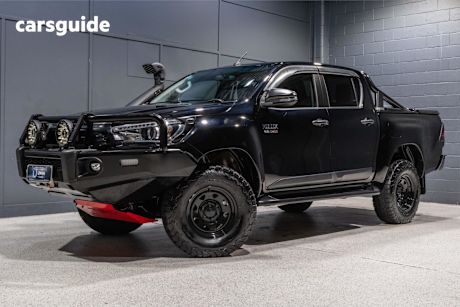 Black 2018 Toyota Hilux Ute Tray SR5 4X4