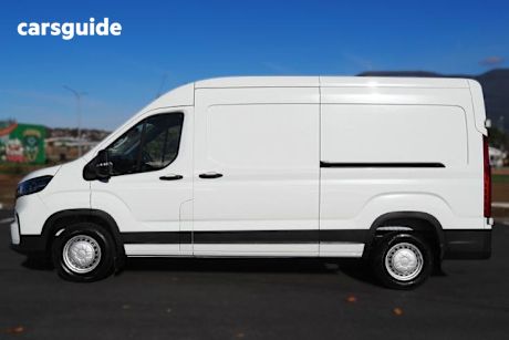 White 2025 LDV Deliver 9 Commercial R
