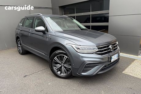 Grey 2022 Volkswagen Tiguan SUV 132TSI LIFE 4WD