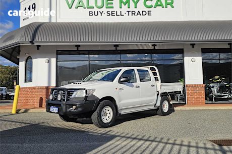 White 2013 Toyota Hilux Ute Tray SR 4X4
