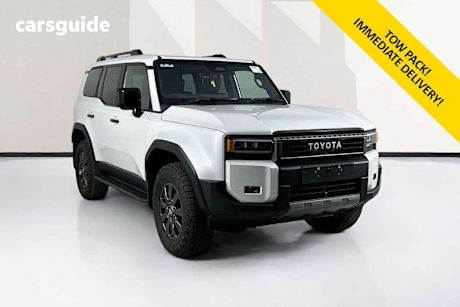 White 2025 Toyota Landcruiser Prado Wagon Altitude