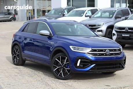 Blue 2025 Volkswagen T-ROC Wagon R