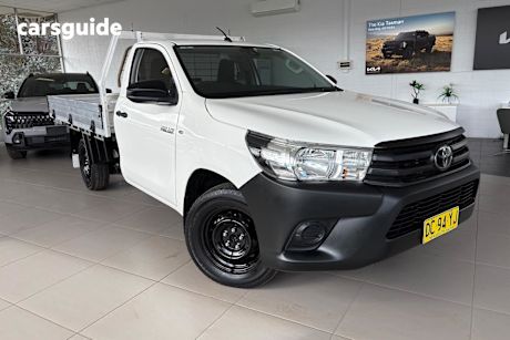 White 2020 Toyota Hilux Ute Tray WORKMATE R