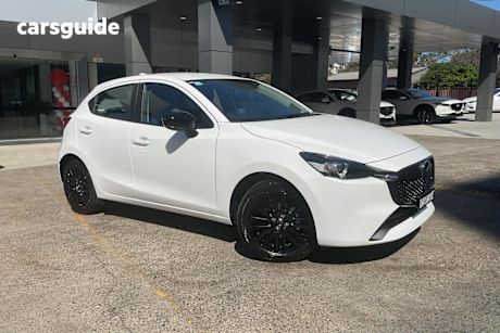 White 2025 Mazda Mazda2 Hatchback G15 Evolve