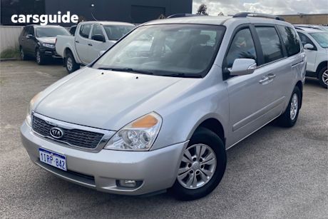 Silver 2011 Kia Grand Carnival Wagon Si
