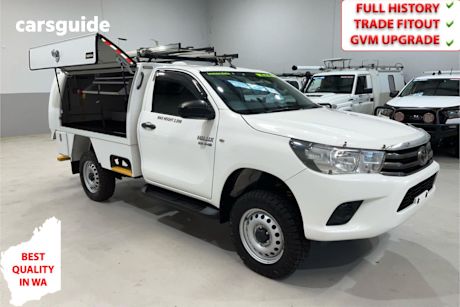 White 2019 Toyota Hilux Ute Tray SR 4X4