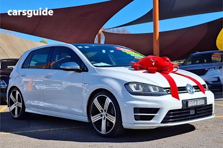 White 2016 Volkswagen Golf Hatch R 4WD