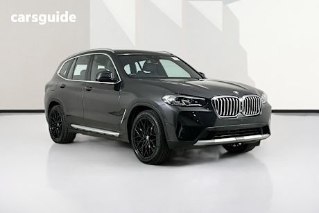 Grey 2022 BMW X3 SUV XDRIVE30I 4X4