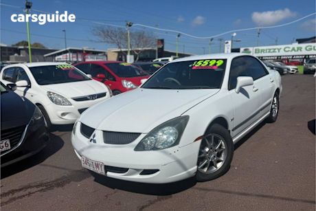 White 2004 Mitsubishi Magna Sedan Awd