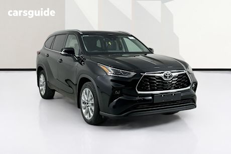 Black 2024 Toyota Kluger Wagon Grande Awd