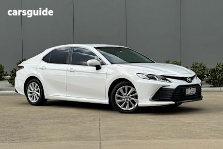 White 2021 Toyota Camry Sedan ASCENT F