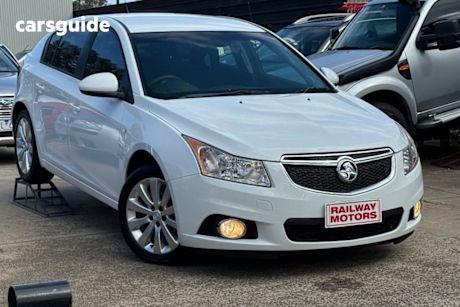 White 2014 Holden Cruze Hatchback Equipe