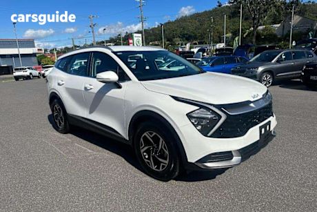 White 2024 Kia Sportage Wagon S (Fwd)