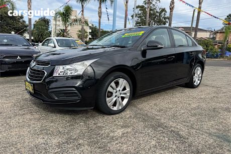 Black 2015 Holden Cruze Sedan EQUIPE F