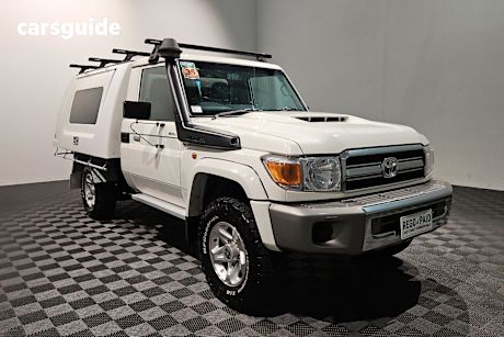White 2019 Toyota Landcruiser Cab Chassis Gxl (4X4)