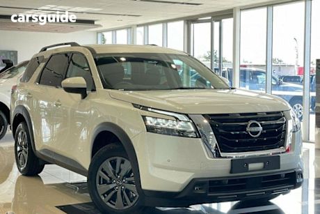 White 2024 Nissan Pathfinder Wagon St-L (4Wd)