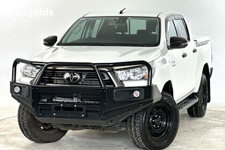 White 2020 Toyota Hilux Ute Tray SR 4X4