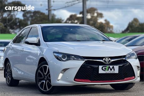 White 2016 Toyota Camry Sedan ATARA SX F