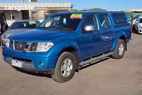 Blue 2008 Nissan Navara Dual Cab Pick-up St-X (4X4)