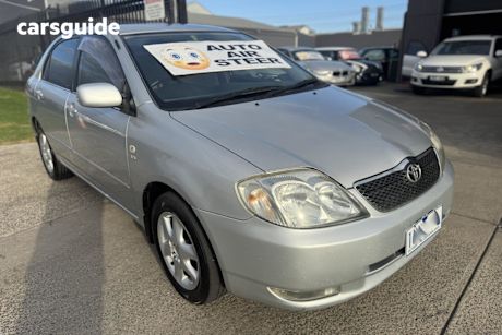Silver 2002 Toyota Corolla Sedan Ultima