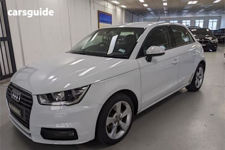 White 2015 Audi A1 Hatch SPORT F