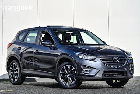 Grey 2017 Mazda CX-5 SUV AKERA 4X4
