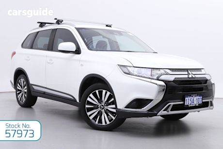 White 2019 Mitsubishi Outlander Wagon Es Adas 5 Seat (Awd)