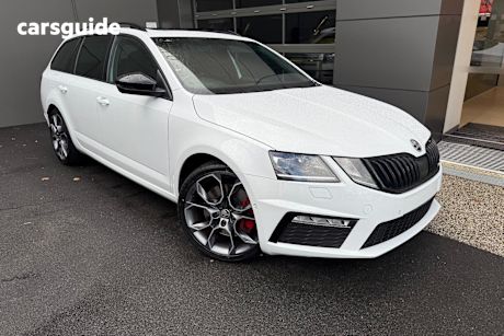 White 2019 Skoda Octavia SUV RS 180TSI F