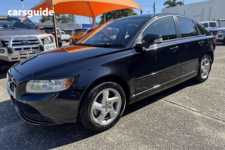 Black 2011 Volvo S40 Sedan T5 S